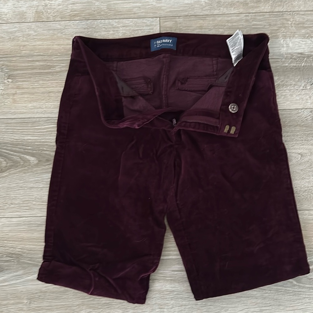 Old Navy Pixie Style Cranberry Velvet mid rise pants - size 8